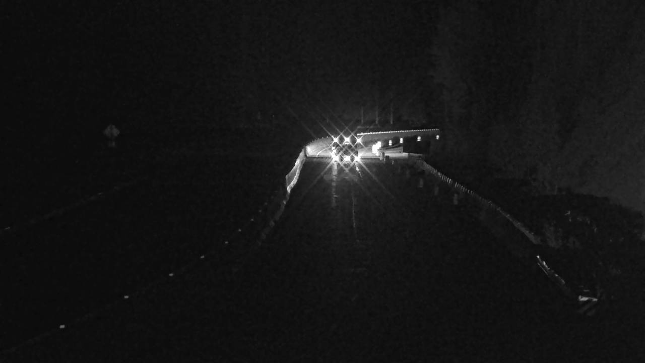 Elev. 3,708 ft traffic camera, Mineral County