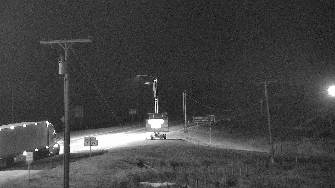 Elev. 4,071 ft traffic camera, Fergus County